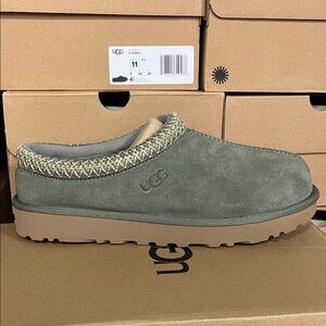 UGG 100% authentic women Tasman